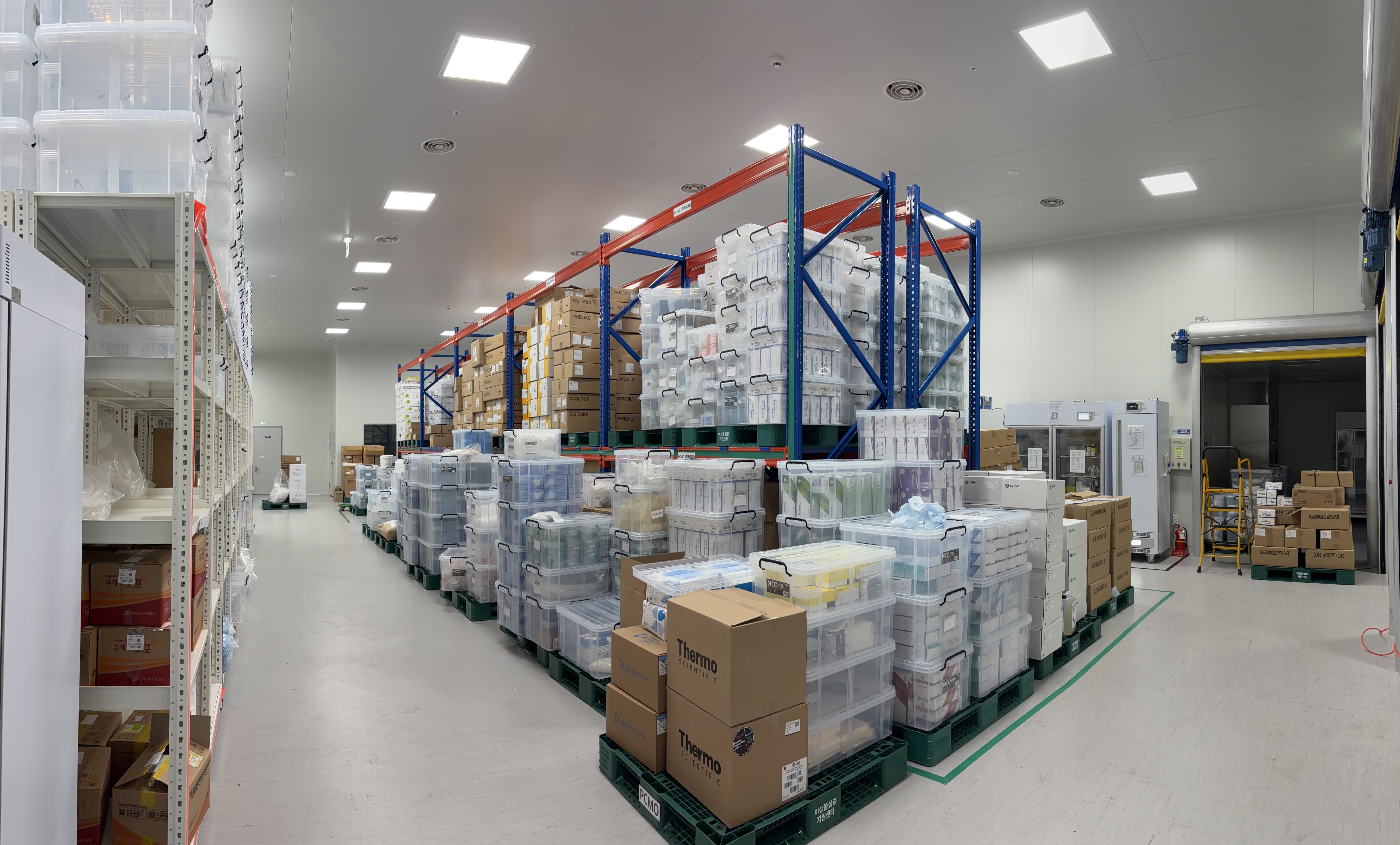 원자재 보관소 사진1